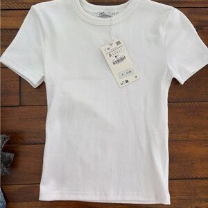 ZARA White Ribbed Short-Sleeve Tee